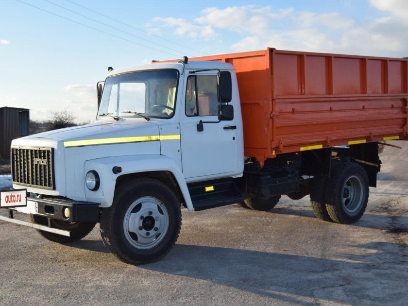 Грузовик ГАЗ 3309 бортовой