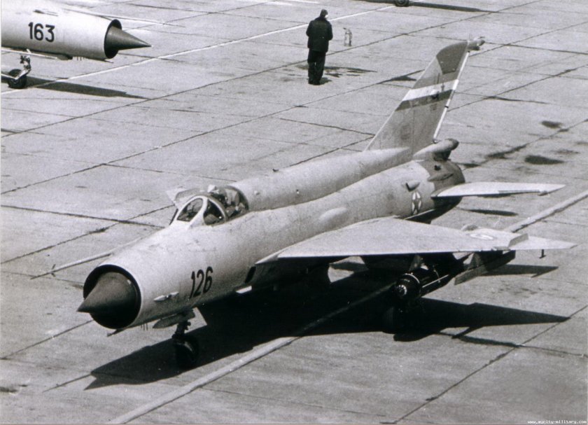 Самолет миг-21бис