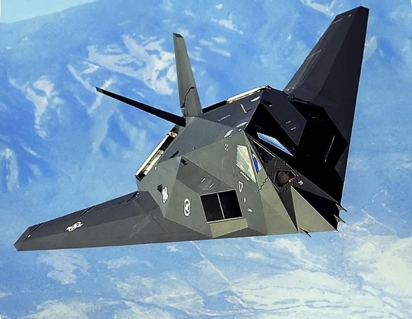 Самолет стелс f-117