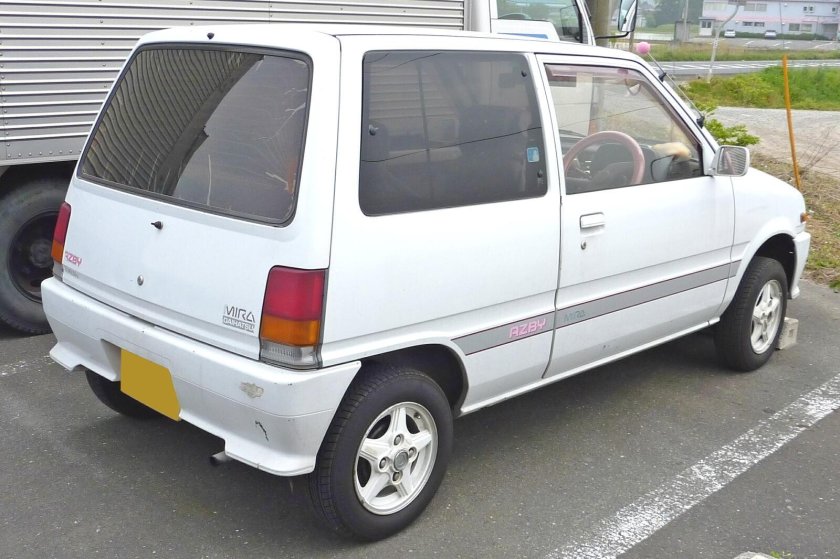 Daihatsu Mira l70