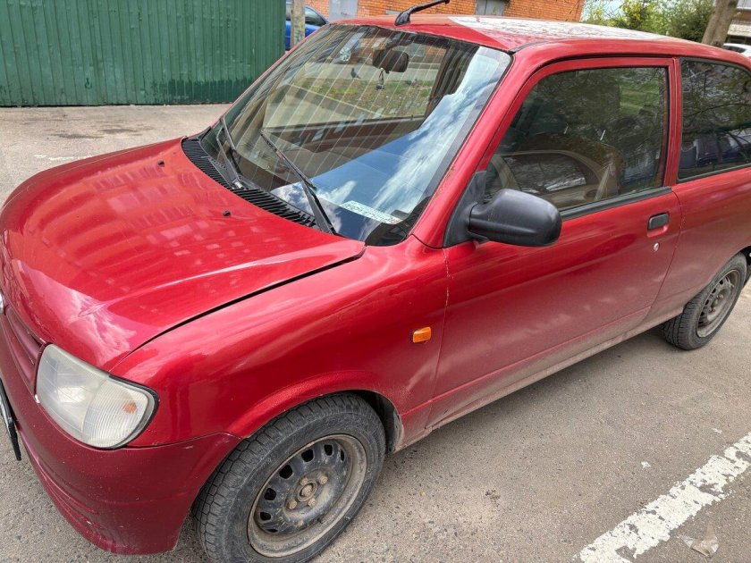 Дайхатсу куоре 1998 года