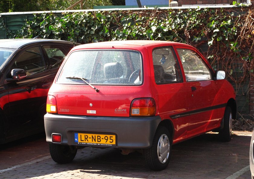 Дайхатсу хэтчбек