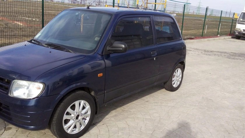 Дайхатсу Куоре 2001