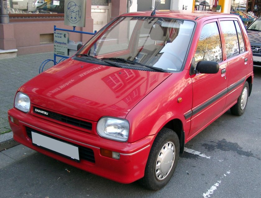 Daihatsu 1990