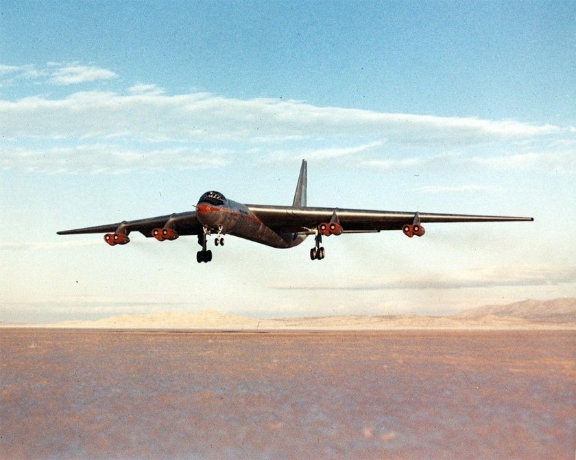 Бомбардировщик Convair YB-60