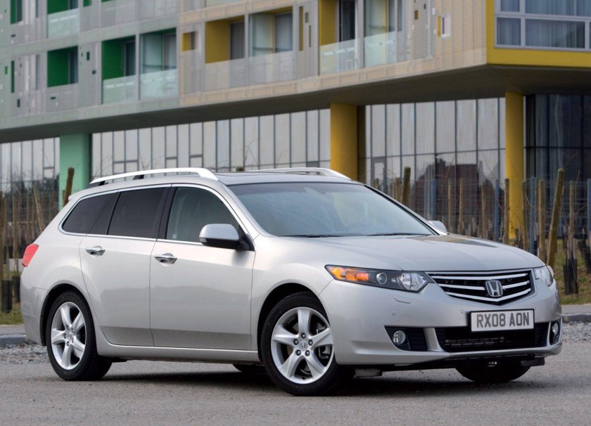 Honda Accord универсал 2008