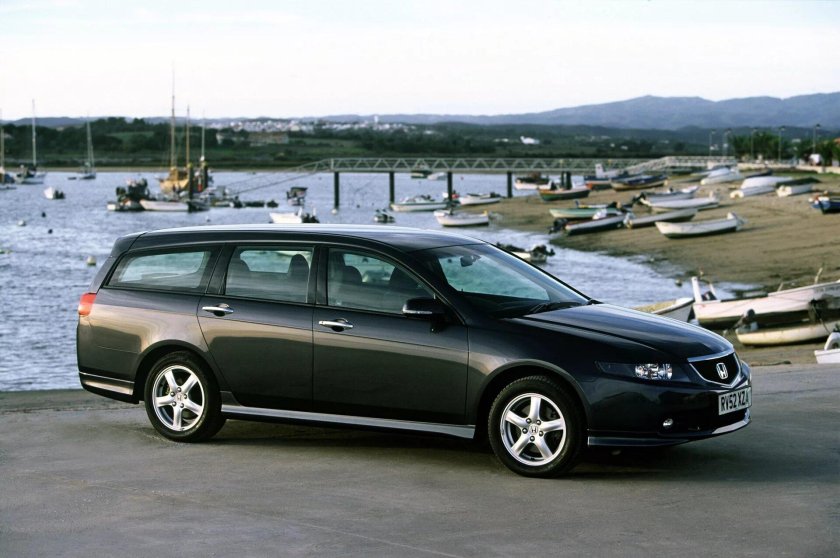 Honda Accord Tourer 2003