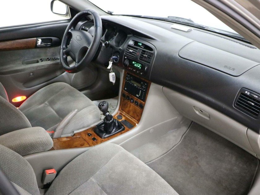 Chevrolet Evanda, 2005