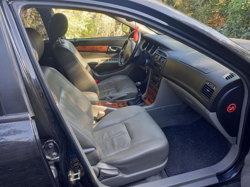 Тойота камри 2004