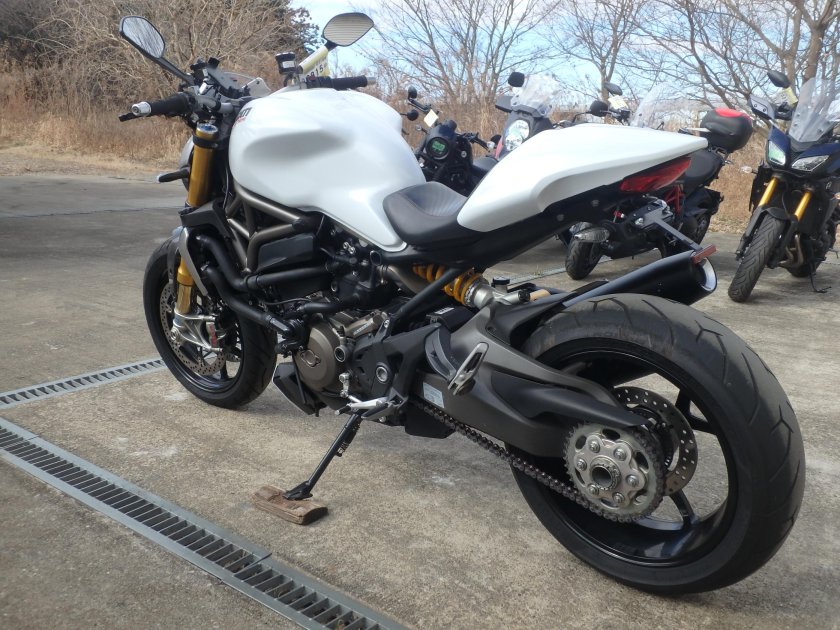 Ducati monster 1200 s