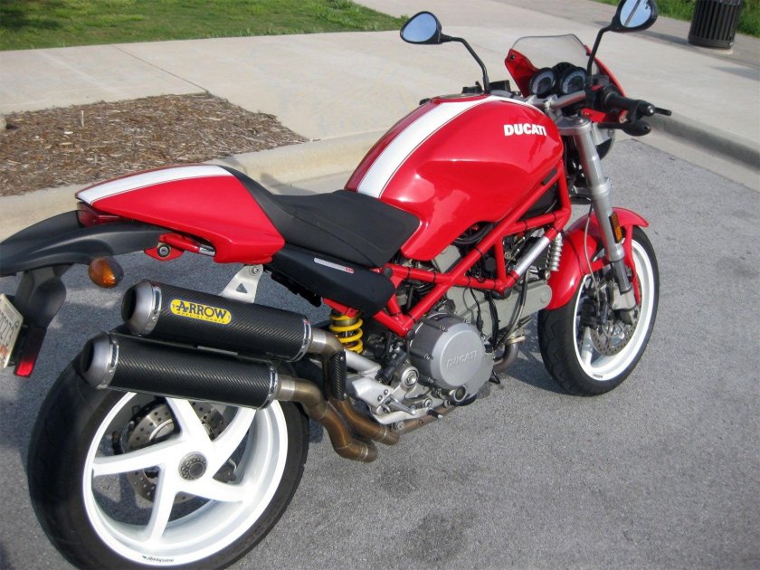 Ducati Monster 800 ie
