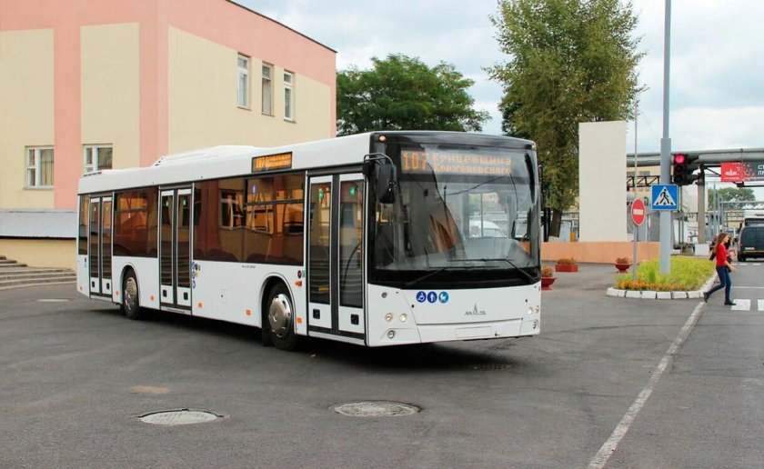 Автобус МАЗ 203016