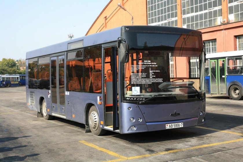 МАЗ 206