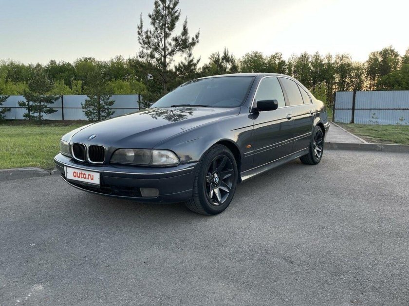 Бмв 520 е 39