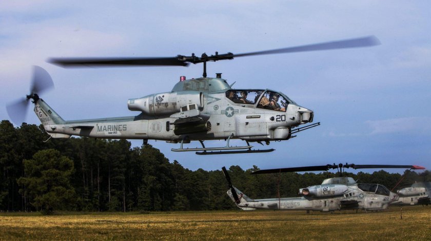 Вертолет Ah-1w "супер Кобра"