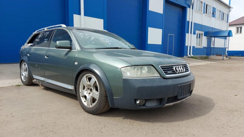 Audi Allroad 2004 год