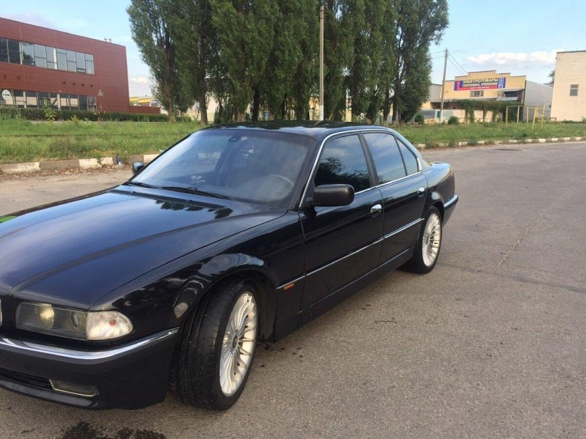 BMW 728 1998