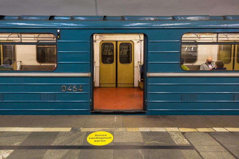 Москва вагон метро