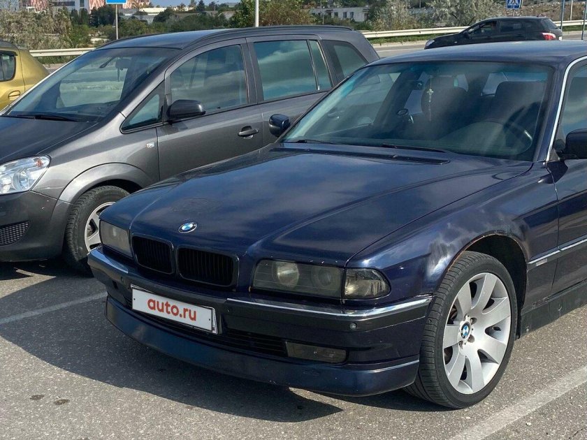 BMW 750i e38