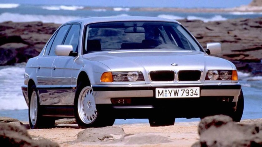 BMW 7 e38