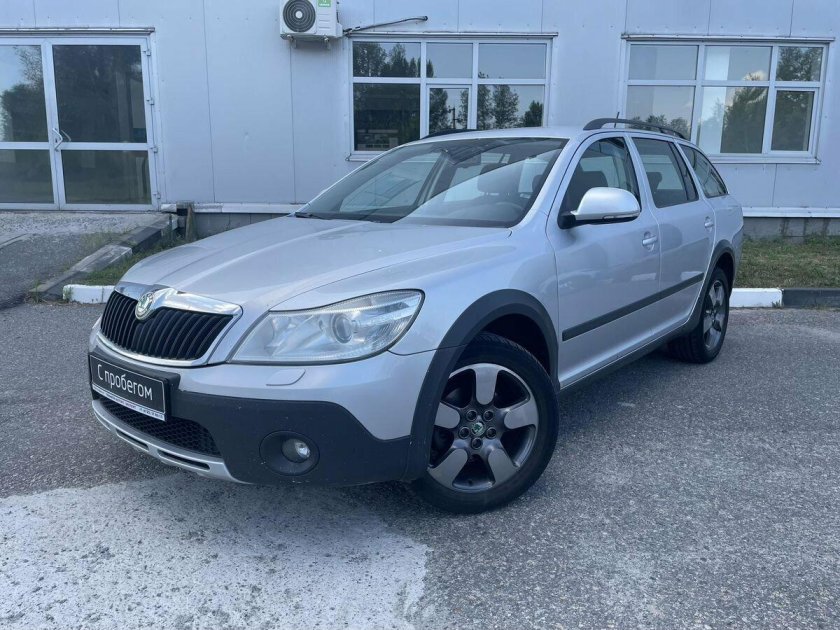 Опель Октавия паркетник