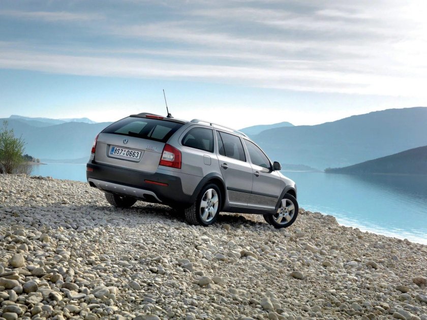 Skoda Octavia Scout a5