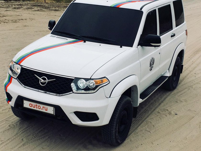 УАЗ Патриот 2019 белый