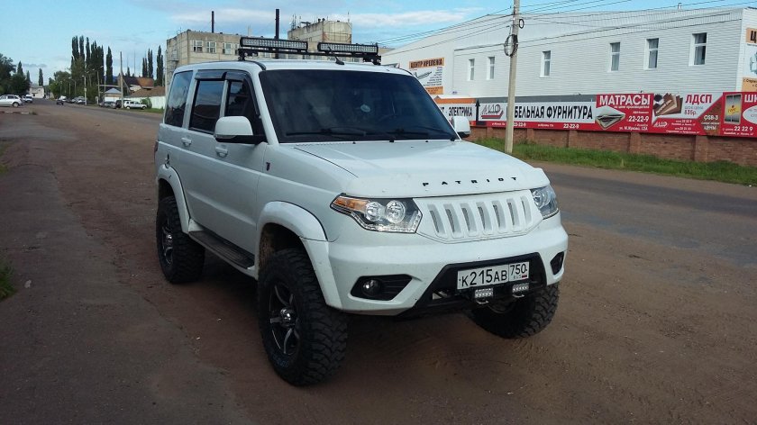 УАЗ Патриот 2022 заводской обвес