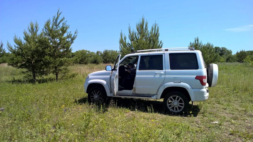 УАЗ Патриот белый