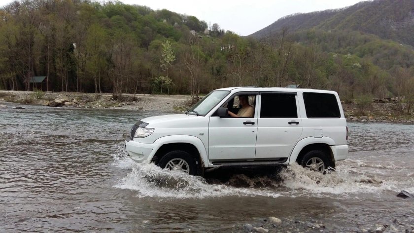 УАЗ Патриот 1