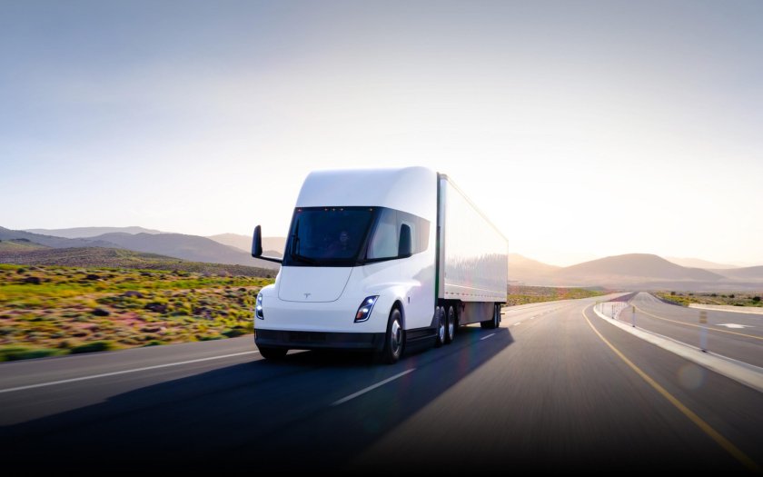 Тесла грузовик