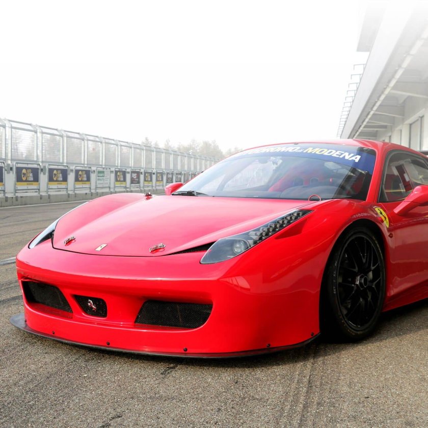 Феррари 458 italia