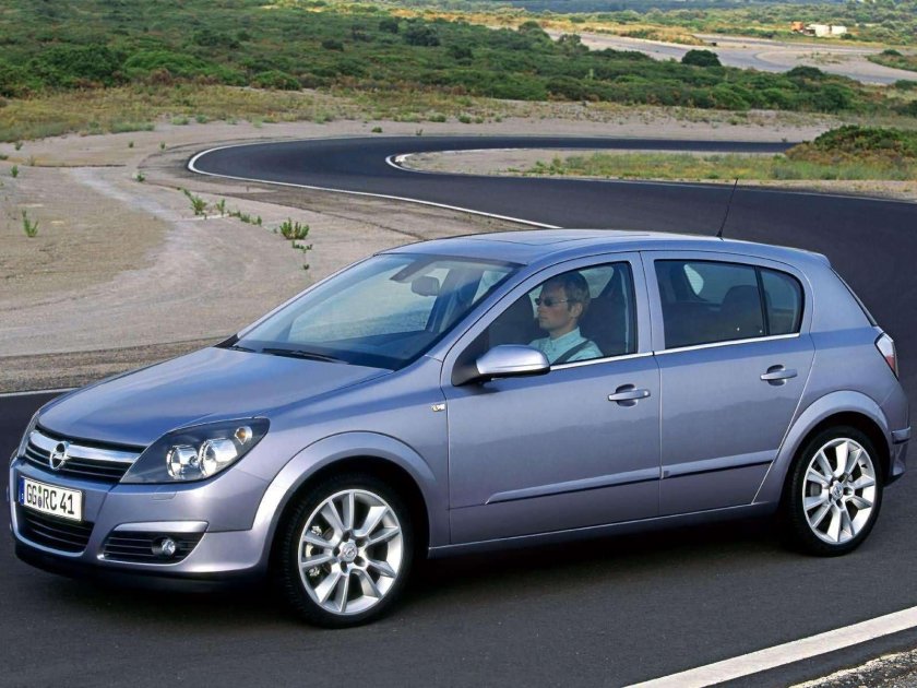 Opel Astra h 2004