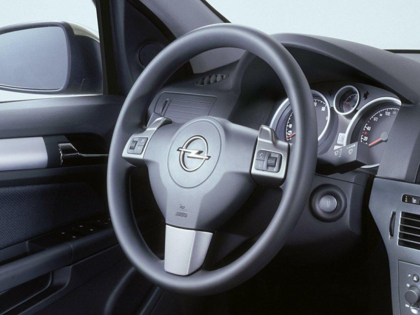 Опель астра h 2008 руль