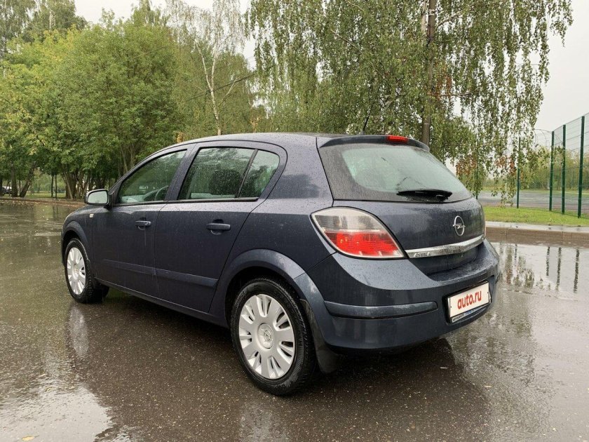 Опель Астра аш хэтчбек с прицепом