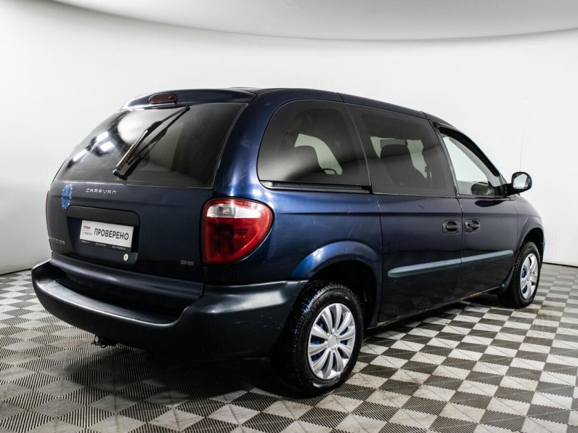 Dodge Caravan 4