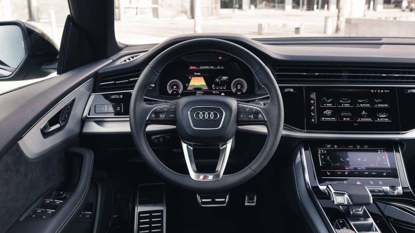 Салон ауди q 8