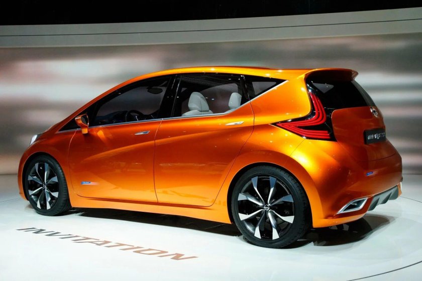 Японские хэтчбеки Ниссан