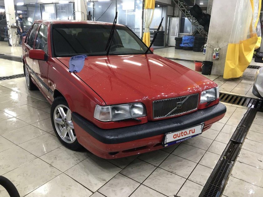 Вольво 850 седан