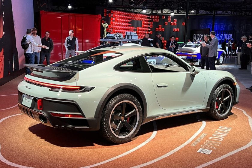 Порше 911 Дакар