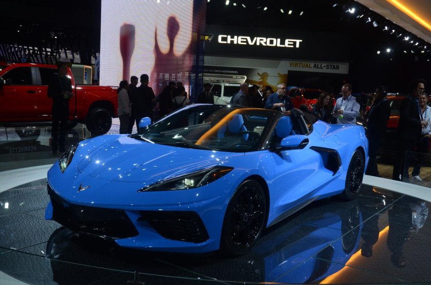 Автомобильная выставка