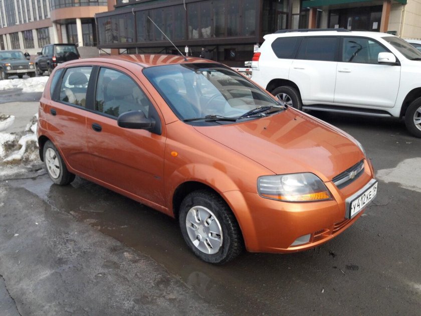 Шевроле Авео 2007 оранжевый