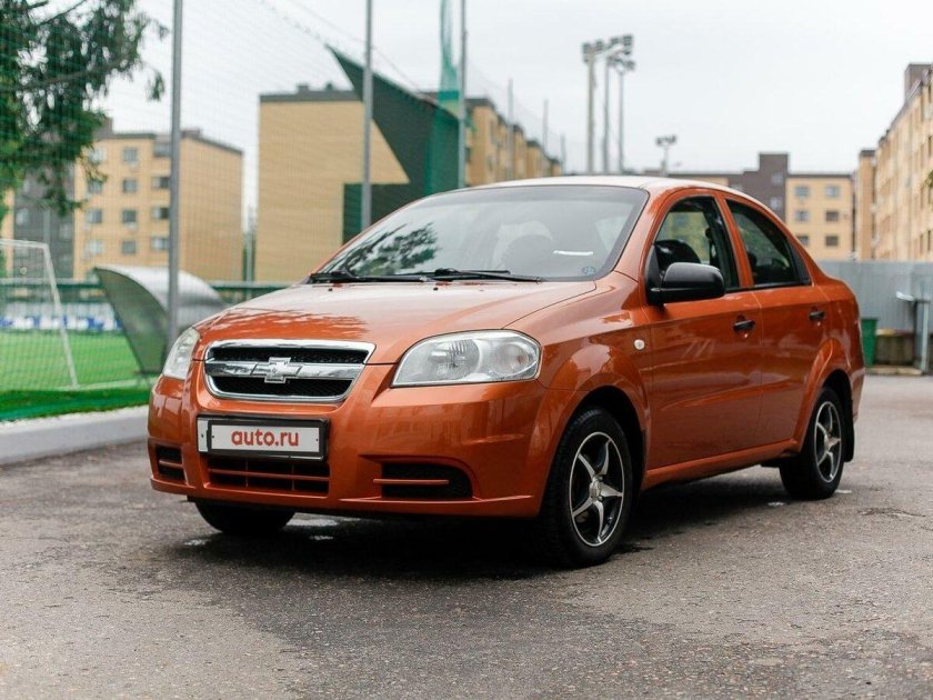 Chevrolet Aveo t250 оранжевый