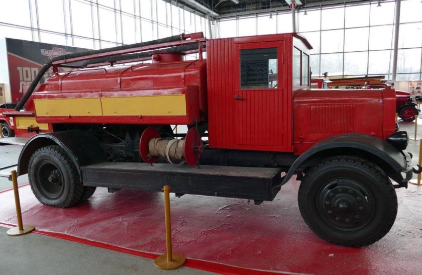 Автоцистерна яг-6 – 1940 год