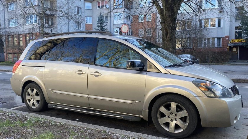 Ниссан квест 2004