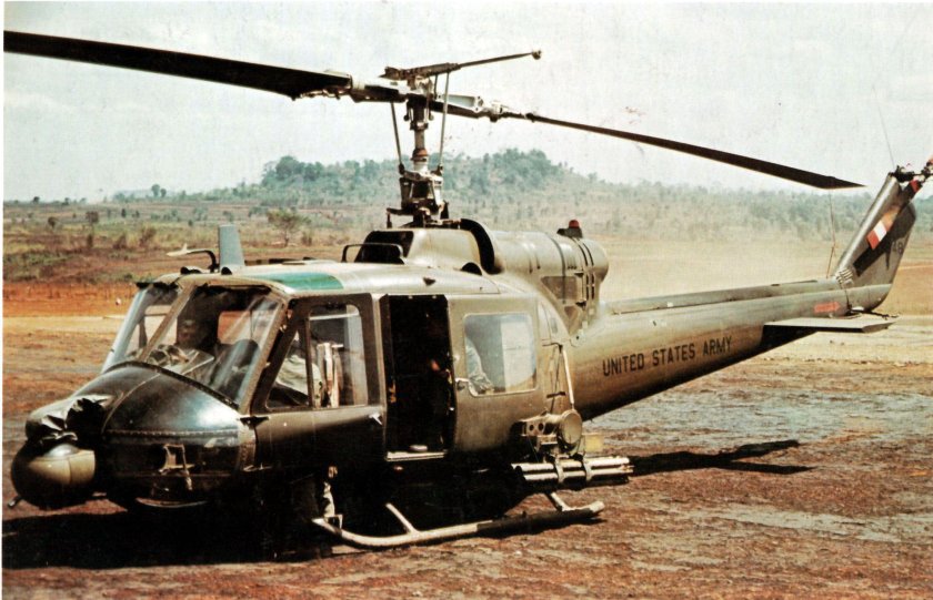 Bell uh-1 Iroquois Вьетнам