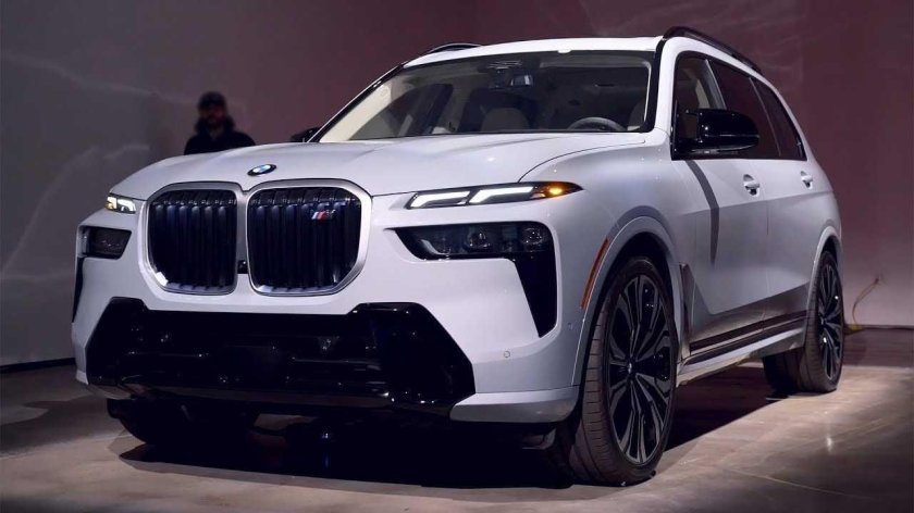 BMW x7 2022
