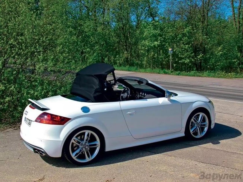 Ауди ТТ 2022 кабриолет