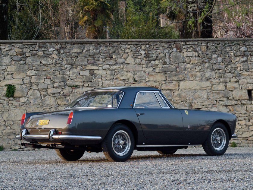 Ferrari 250 gt Coupe