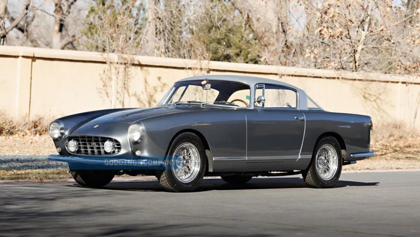 Ferrari 250 gt coupé pinin farina